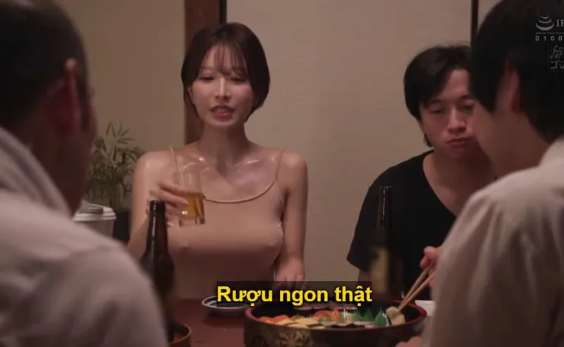 Cô vợ gạ quan hệ cả gia đình gã chồng vì chồng yêu dẫn về quê rồi bỏ bê nứng lồn sml